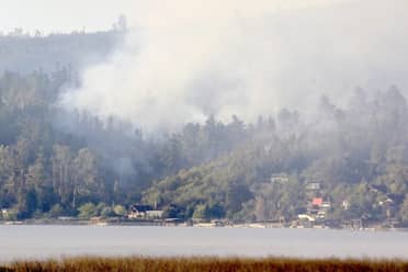Vichuquén suspende celebración de sus 441 años por incendios forestales