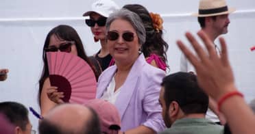 Jeannette Jara reaparece en acto público en medio de especulaciones sobre su futuro político