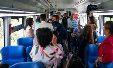 Presidente Boric inaugura modernos buscarriles para el histórico ramal Talca-Constitución