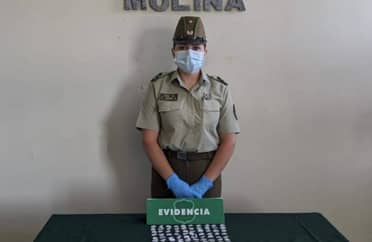 Carabineros detiene a sujeto con 100 dosis de pasta base en la Vendimia de Molina
