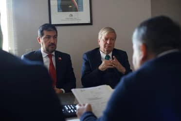 "Será un tremendo aporte": Alcalde Bordachar destaca la llegada del exdiputado Hugo Rey como nuevo Dideco de Curicó