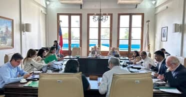 Concejales piden un debido proceso en sumario contra el alcalde de Curicó por visita a casino