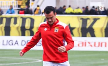 Curicó Unido oficializa el regreso del defensor argentino Francisco Oliver