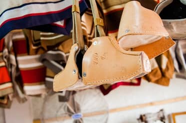 Millonario robo de aperos huasos afecta a propiedad privada en la comuna de Teno