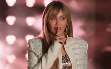 Miley Cyrus regresa a Disney para celebrar 20 años de Hannah Montana
