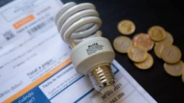 Cuentas de luz subirían hasta $1.500 mensuales desde julio