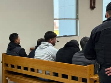 Decretan prisión preventiva para banda que robó millonaria carga de pescado y secuestró a conductor en Teno