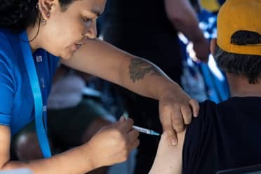 Región del Maule lidera vacunación contra la influenza a nivel nacional con un 63% de cobertura