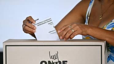 Perú elige presidente con López Aliaga liderando escrutinio inicial