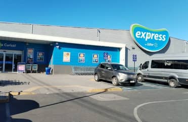 Clienta denuncia falsa acusación de robo y exigencia ilegal de boleta en supermercado de Curicó