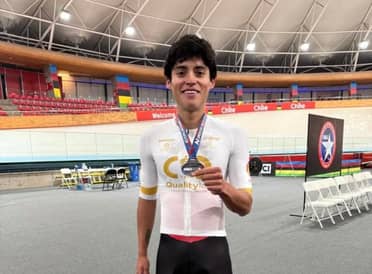 Cristián Arriagada brilla con doble medalla de plata en la Copa UCI American Track en Peñalolén