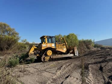 Roban combustible a maquinaria que realizaba obras de mitigación en el río Mataquito