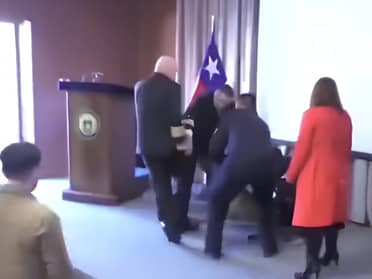 Armada aclara incidente de perro antidrogas que mordió a un vicealmirante en ceremonia