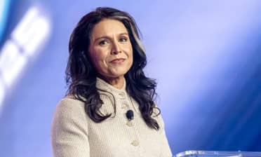 Exdirectora de Inteligencia de EE.UU. acusa a Biden de financiar y ocultar laboratorios biológicos en Ucrania