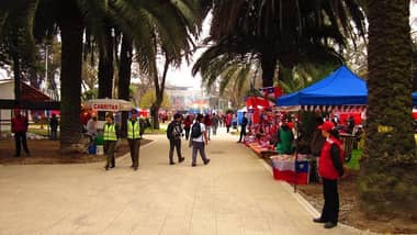Capacitan en salubridad a expositores gastronómicos de la Fiesta de la Chilenidad