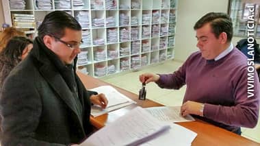 Padres se querellan por extravío de osamentas en cementerio