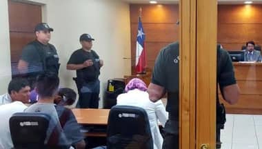 En prisión sujetos que asaltaron camión haciéndose pasar por carabineros