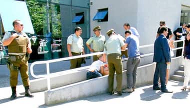 En prisión sujetos que participaron en baleo de victima en tribunal de Curicó