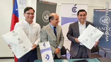 [FOTOS] Firman convenio colaborativo entre salud  municipal y Santo Tomás