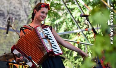 Pascuala Ilabaca se presenta hoy en el Teatro Provincial