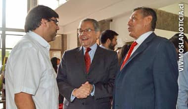 Anuncian creación de la asociación chilena de "Farmacias Populares"