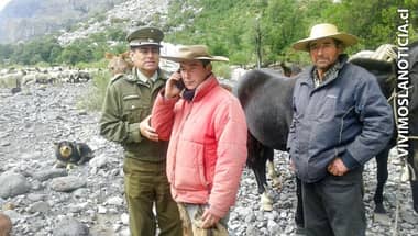 [FOTOS] Helicóptero de Carabineros llevó ayudas a arrieros aislados