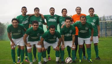 Arturo Prat inició el abordaje final de la copa