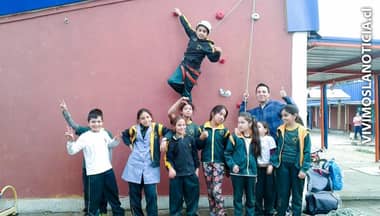 Escuela El Canelo inició taller de escalada