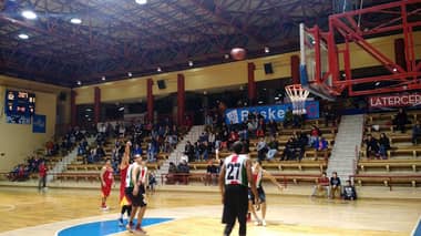 Palestino sorprende en el clásico de colonias