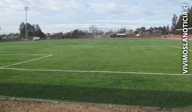 Postulan 3 canchas para empaste sintético en Maule