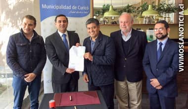 Curicó y DF de México firman convenio medioambiental