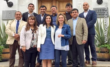 Autoridades de Molina saludan a nuevos concejales
