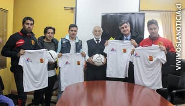 Rangers apoya con implementación deportiva a municipio de Maule