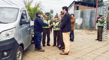 Educarán para evitar estacionamientos de vehículos en las veredas