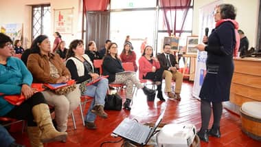 Programa “mujeres, ciudadanía y participación” de Sernam realizó cierre en Molina