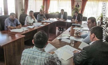 Emotiva despedida de concejales que dejan sus cargos en Maule