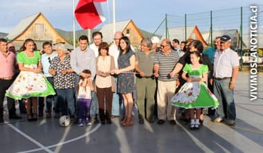 Inauguraron multicancha de Villa El Manzano de Los Niches
