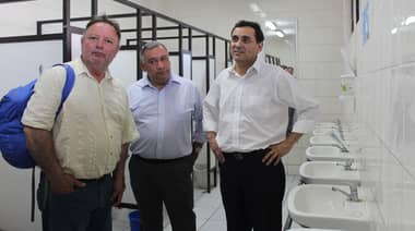 Alcalde de Coyhaique conoció exitosa experiencia en Curicó