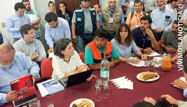 Constituyen mesa para la reconstrucción de sectores siniestrados