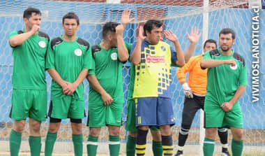 Campeón vigente demostró su experticia en debut de la Copa Seniors