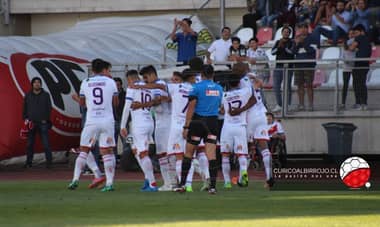 [FOTOS] Curicó Unido ganó y está a un punto de ascender a Primera División