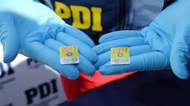 Estudiante es sorprendido vendiendo sellos falsificados para la TNE