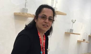 Artesana de Rari representa a Chile en Bienal Révélations de París