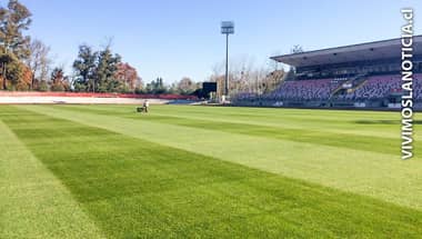 Aplican tratamiento de fertilización a la cancha del Estadio Fiscal