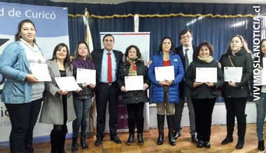 Más 90 mujeres curicanas certificadas en programa "jefas de hogar"