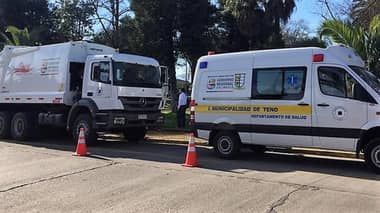 Teno recibió nuevo camión recolector y una ambulancia