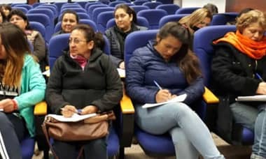 Inauguran "escuela de fortalecimiento empresarial femenino" en Rauco