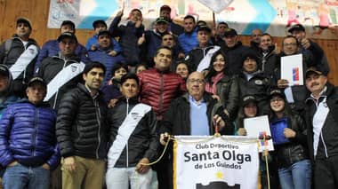 Destacan entrega de títulos de dominio a clubes deportivos de la región