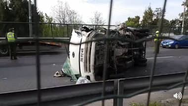 [VIDEO] Joven de 21 años protagoniza violento accidente carretero frente a Curicó