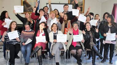 Certificadas primeras alumnas del taller de plantas ornamentales y medicinales